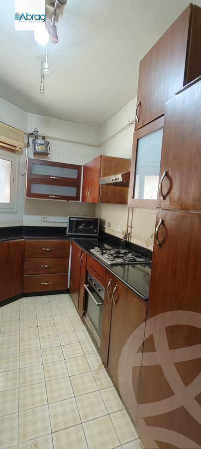 https://aqarmap.com.eg/ar/listing/6379177-for-sale-cairo-el-sheikh-zayed-city-compounds-beverly-hills