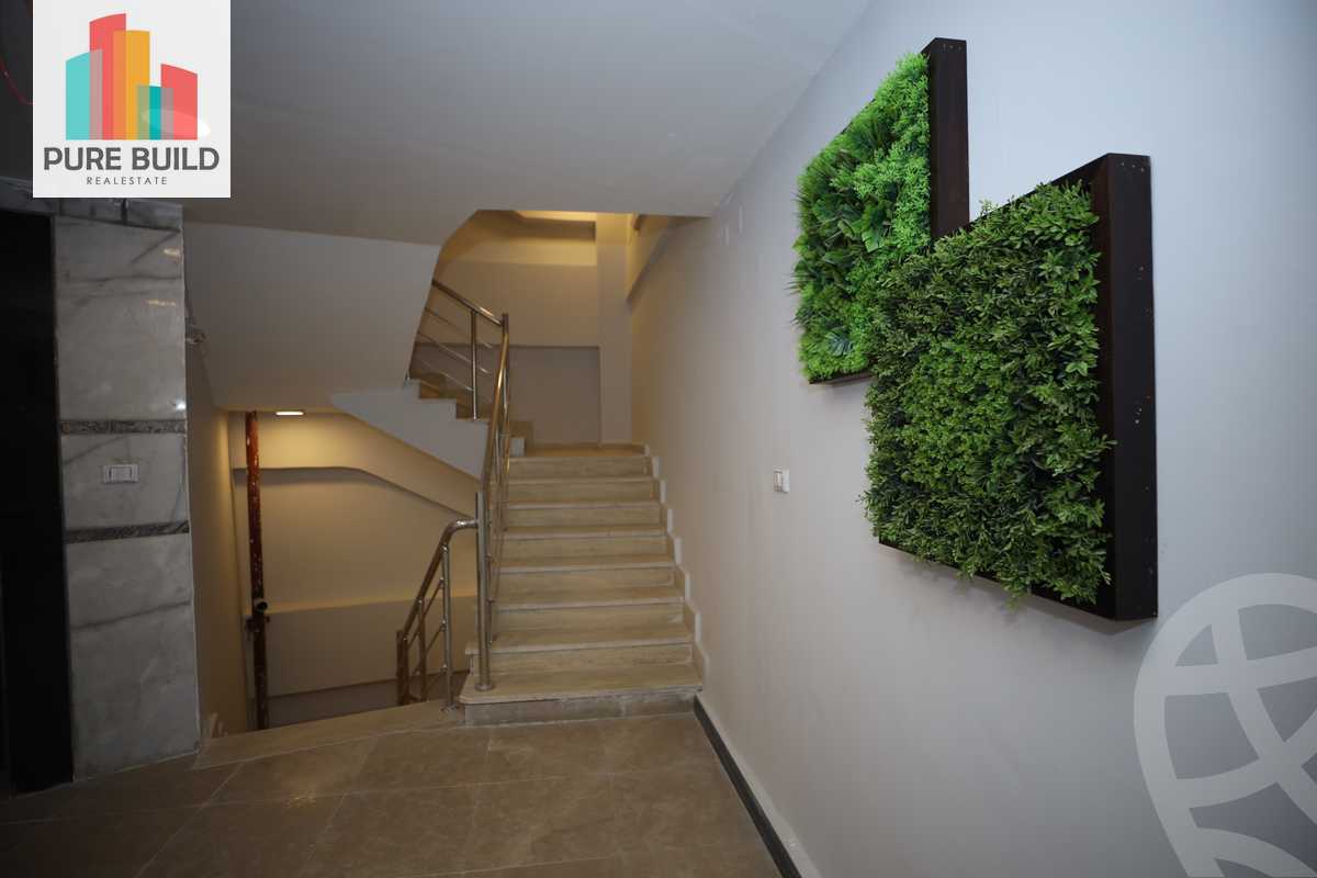https://aqarmap.com.eg/ar/listing/4065870-for-rent-cairo-el-sheikh-zayed-city-compounds-in-sheikh-zayed-beverly-hills