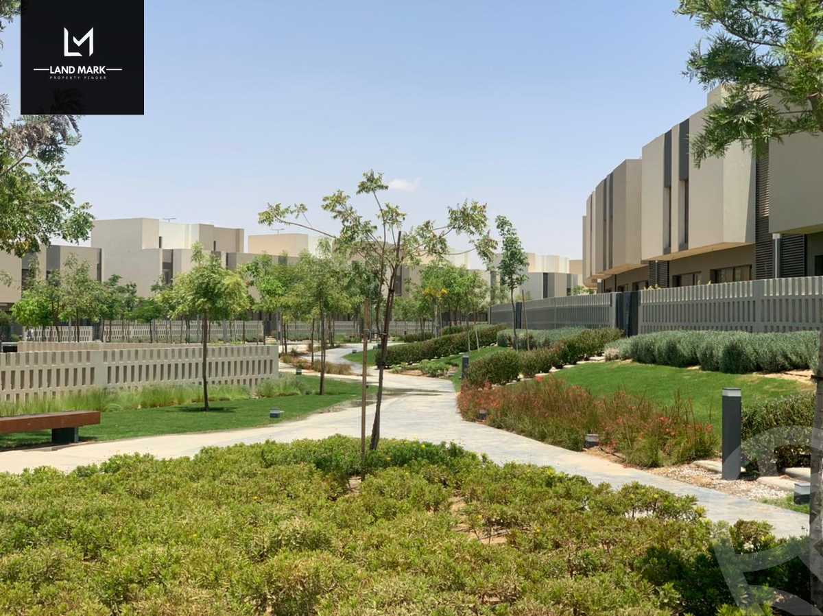 https://aqarmap.com.eg/ar/listing/3823551-for-sale-mdyn-lshrwq-compounds-alborouj