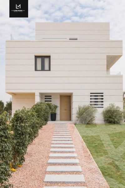 https://aqarmap.com.eg/ar/listing/3823597-for-sale-mdyn-lshrwq-compounds-alborouj