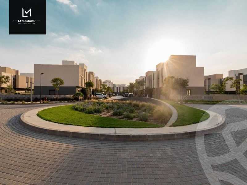 https://aqarmap.com.eg/ar/listing/3823632-for-sale-mdyn-lshrwq-compounds-alborouj
