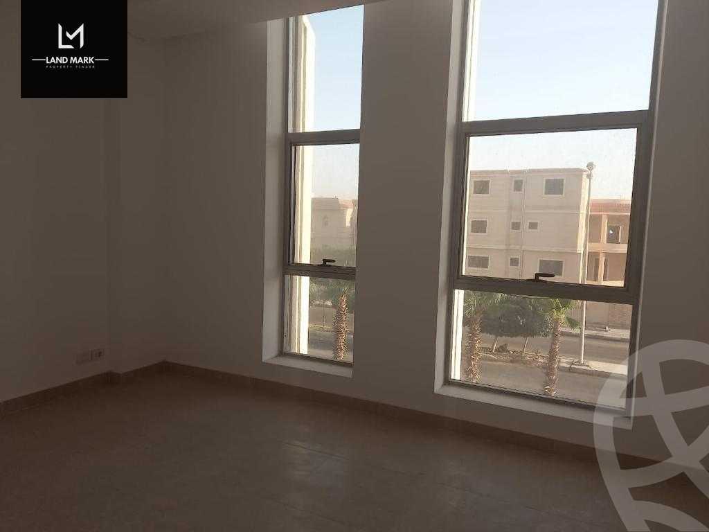 https://aqarmap.com.eg/ar/listing/4247730-for-rent-mdyn-lshrwq-compounds-dh-ydj-mwl-yjy-jb-hwldnj
