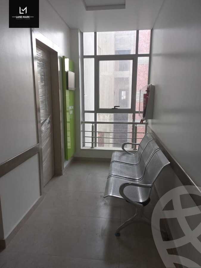 https://aqarmap.com.eg/ar/listing/4247730-for-rent-mdyn-lshrwq-compounds-dh-ydj-mwl-yjy-jb-hwldnj