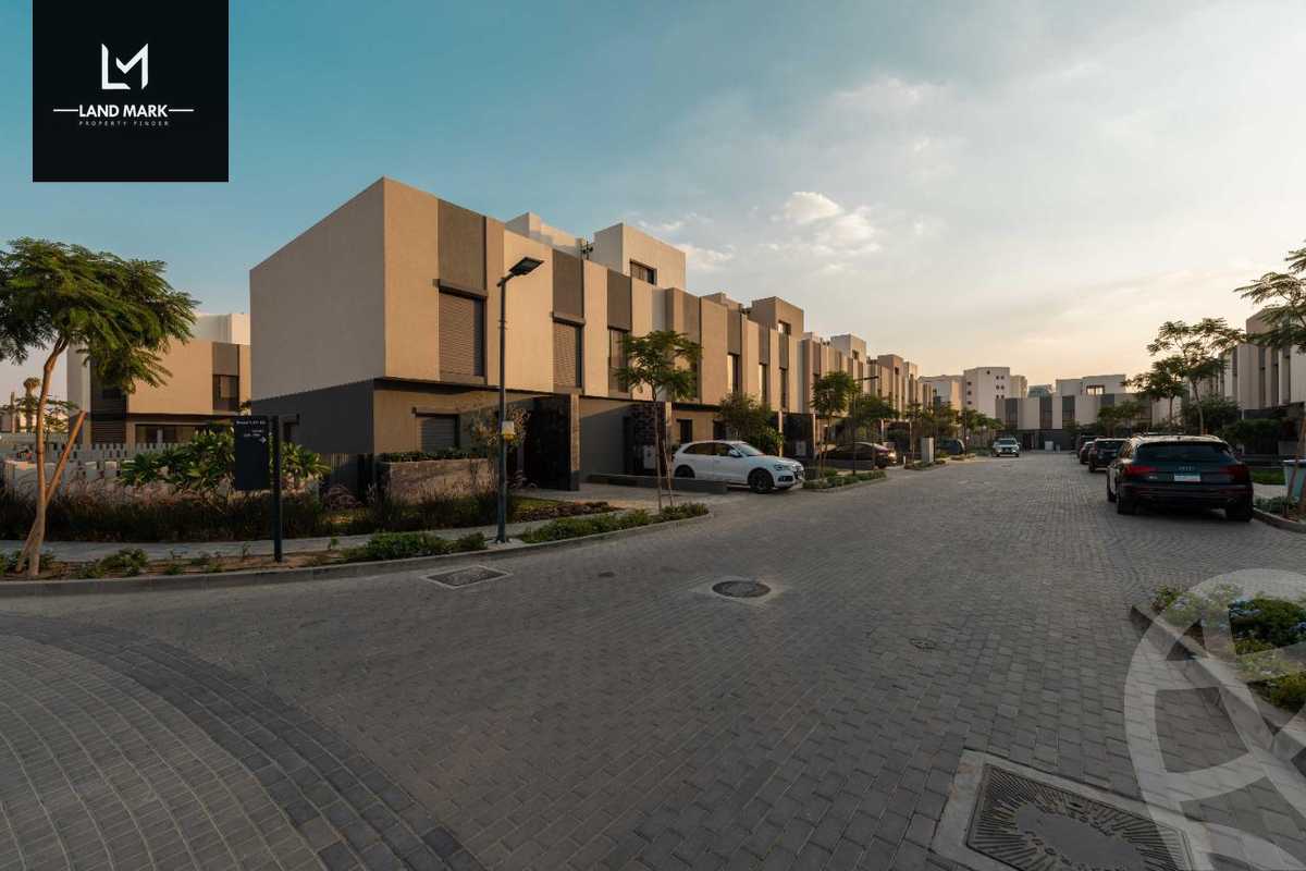 https://aqarmap.com.eg/ar/listing/3653352-for-sale-mdyn-lshrwq-compounds-alborouj