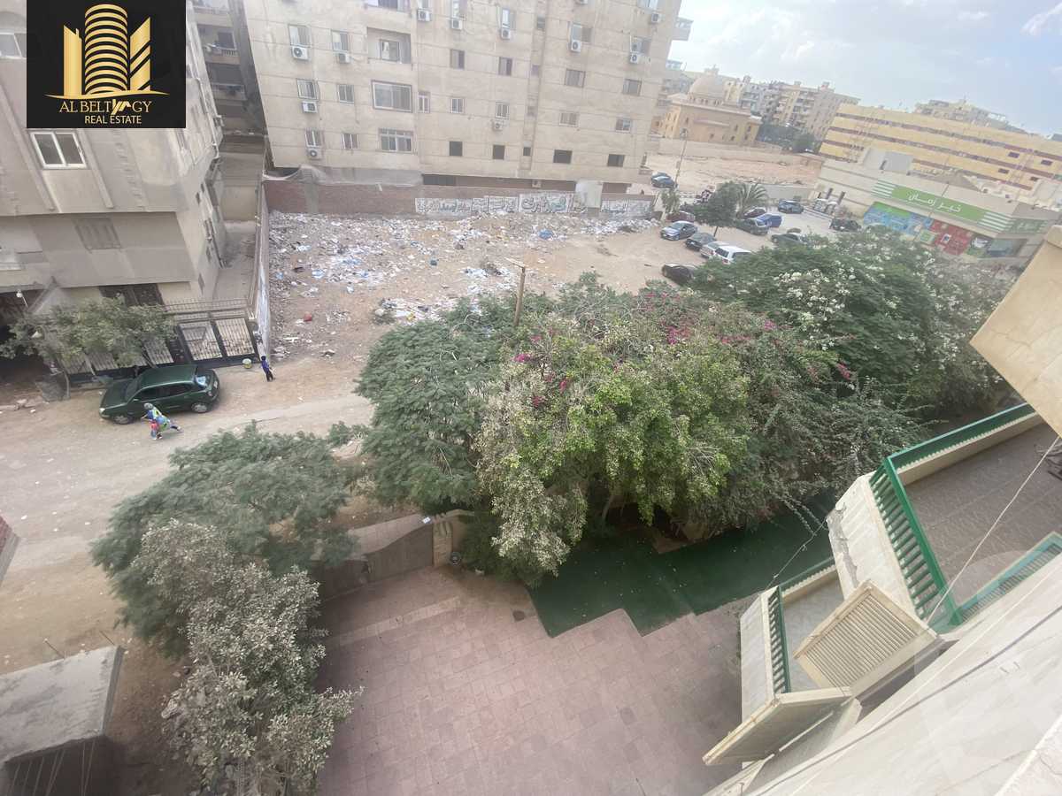 https://aqarmap.com.eg/en/listing/3645791-for-sale-cairo-cairo-hdyq-lhrm-lmntqh-l
