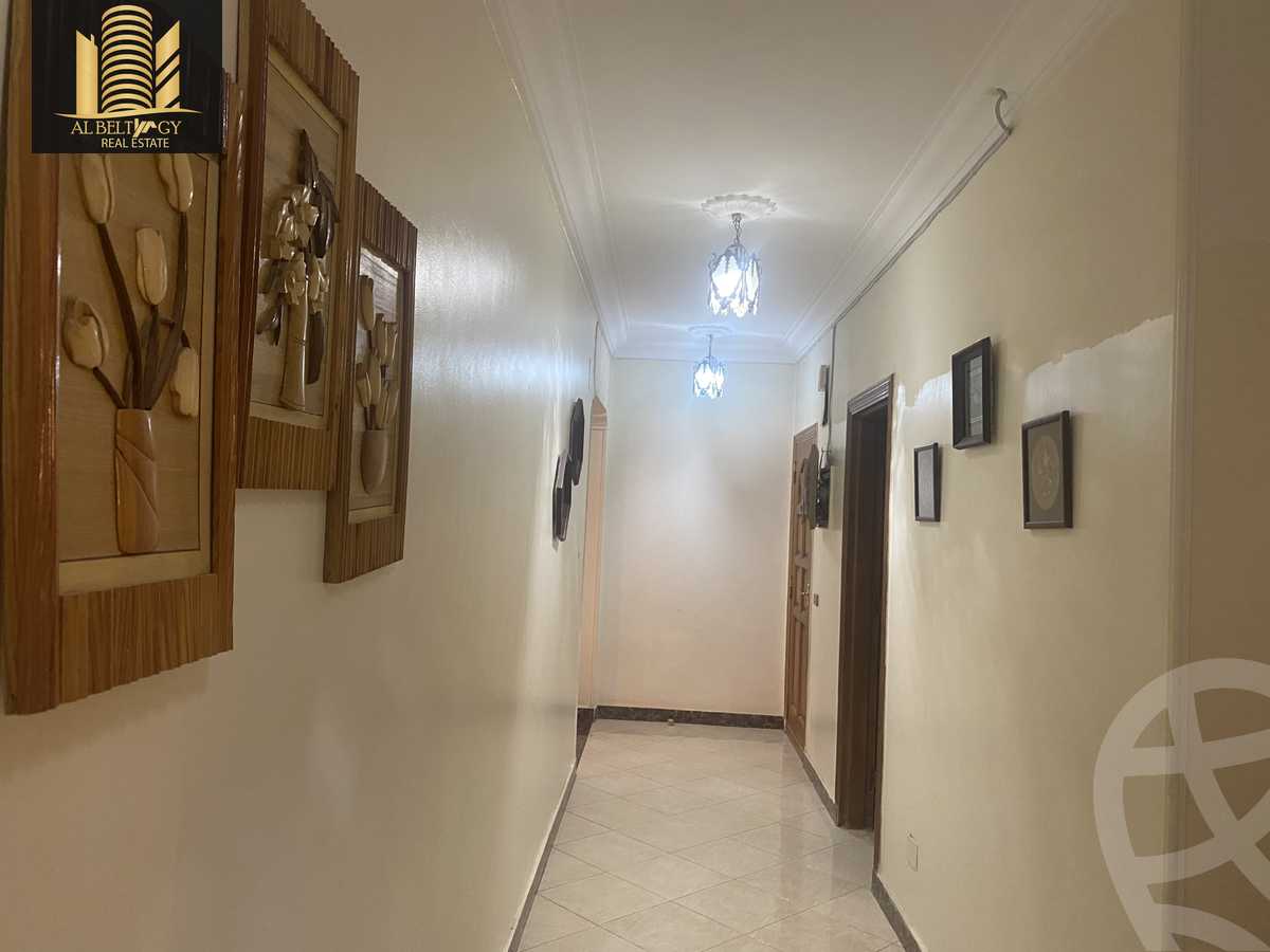 https://aqarmap.com.eg/en/listing/3645791-for-sale-cairo-cairo-hdyq-lhrm-lmntqh-l