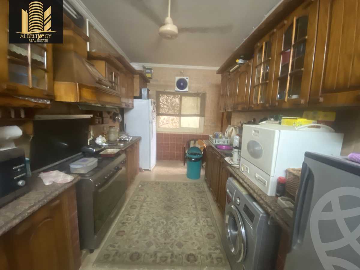 https://aqarmap.com.eg/en/listing/3645791-for-sale-cairo-cairo-hdyq-lhrm-lmntqh-l