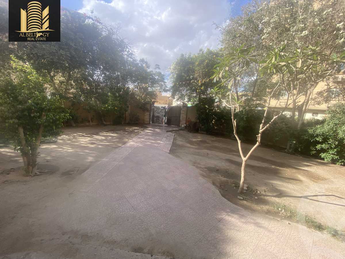 https://aqarmap.com.eg/en/listing/3645791-for-sale-cairo-cairo-hdyq-lhrm-lmntqh-l