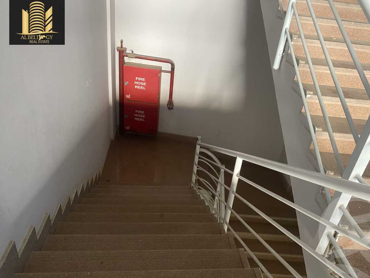 https://aqarmap.com.eg/en/listing/3659277-for-sale-cairo-6th-of-october-lhsry