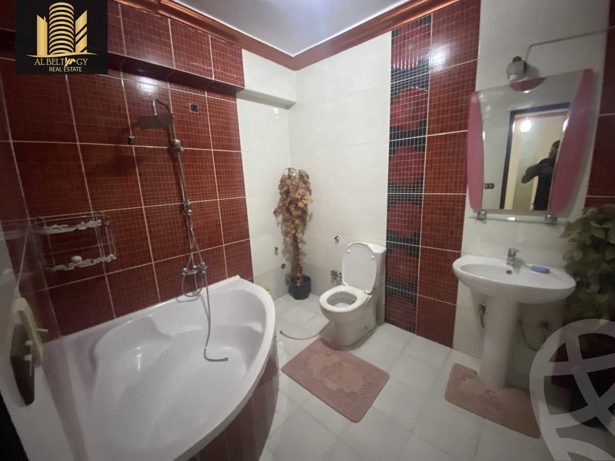 https://aqarmap.com.eg/ar/listing/3721961-for-sale-cairo-el-haram-shareaa-khatem-el-morsalen