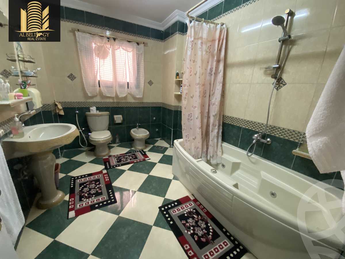 https://aqarmap.com.eg/en/listing/4225739-for-sale-cairo-el-haram-shareaa-el-haram