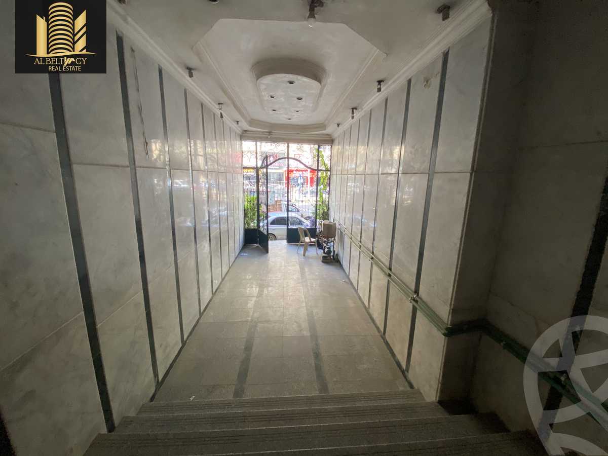 https://aqarmap.com.eg/ar/listing/3886606-for-sale-cairo-el-haram-shareaa-khatem-el-morsalen