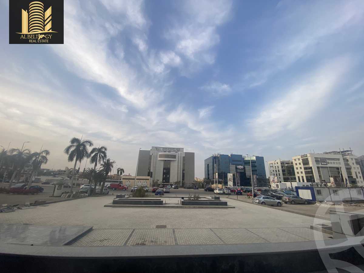 https://aqarmap.com.eg/en/listing/4768479-for-rent-cairo-new-cairo-90th-street-90th-between-cairo-festival-city-and-mountain-view-roundabout