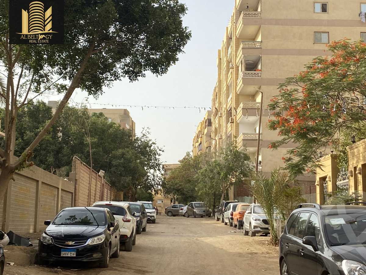 https://aqarmap.com.eg/en/listing/4042895-for-sale-cairo-cairo-hdyq-lhrm-lmntqh-k