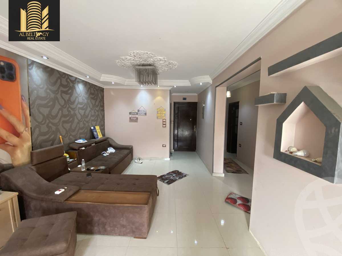 https://aqarmap.com.eg/en/listing/5902300-for-sale-cairo-el-haram-el-maryotya
