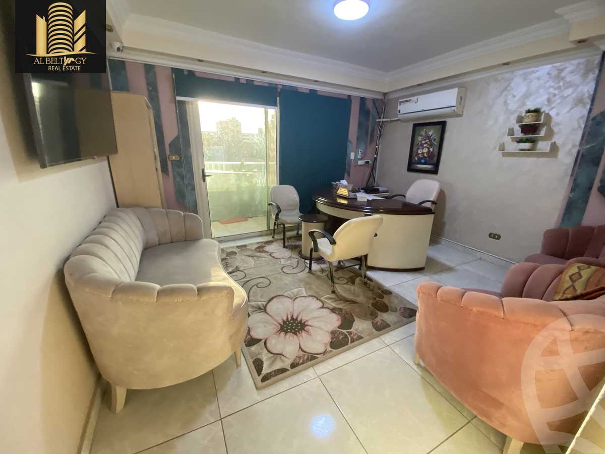 https://aqarmap.com.eg/en/listing/5993181-for-sale-cairo-el-haram-shareaa-el-haram