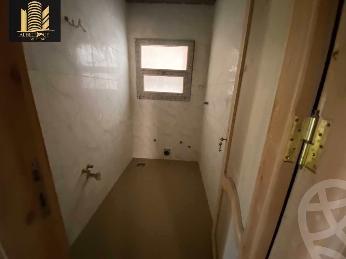 https://aqarmap.com.eg/en/listing/6030488-for-sale-cairo-6th-of-october-compounds-gladios-garden
