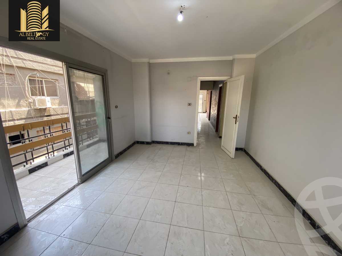 https://aqarmap.com.eg/en/listing/6073653-for-sale-cairo-el-haram-shareaa-el-haram