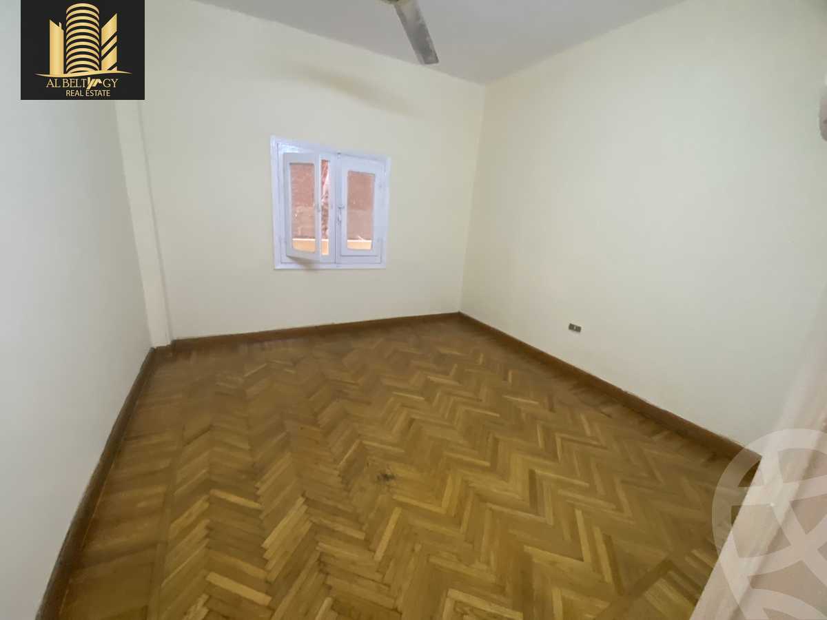 https://aqarmap.com.eg/en/listing/6174778-for-sale-cairo-el-haram-shareaa-el-haram