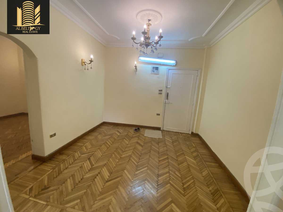 https://aqarmap.com.eg/en/listing/6174778-for-sale-cairo-el-haram-shareaa-el-haram