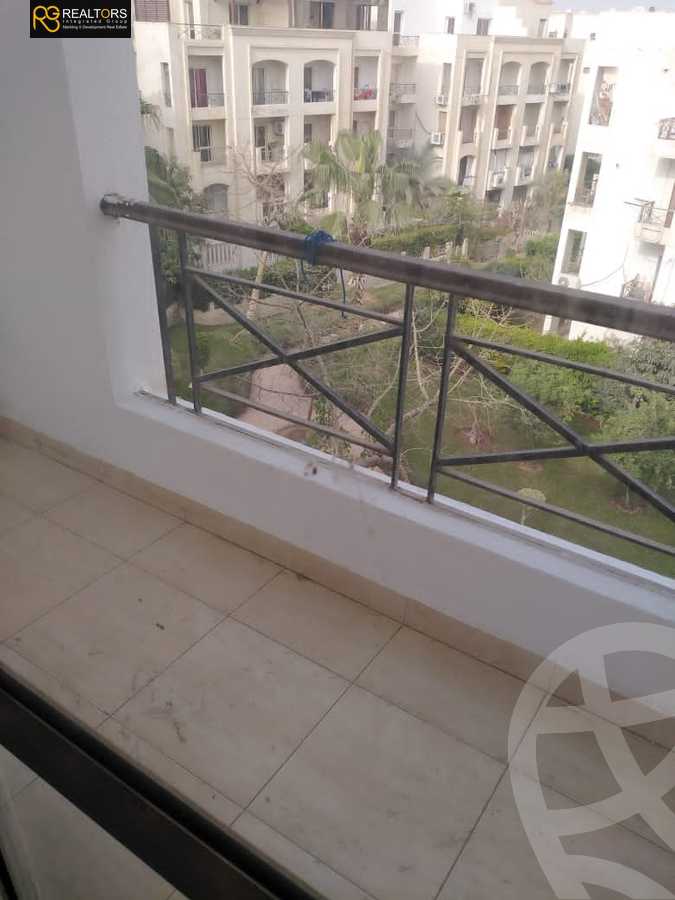 https://aqarmap.com.eg/ar/listing/2836477-for-sale-cairo-el-sheikh-zayed-city-compounds-in-sheikh-zayed-hadayek-el-mohandiseen