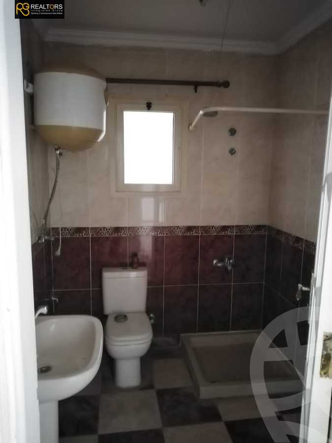 https://aqarmap.com.eg/ar/listing/2836477-for-sale-cairo-el-sheikh-zayed-city-compounds-in-sheikh-zayed-hadayek-el-mohandiseen