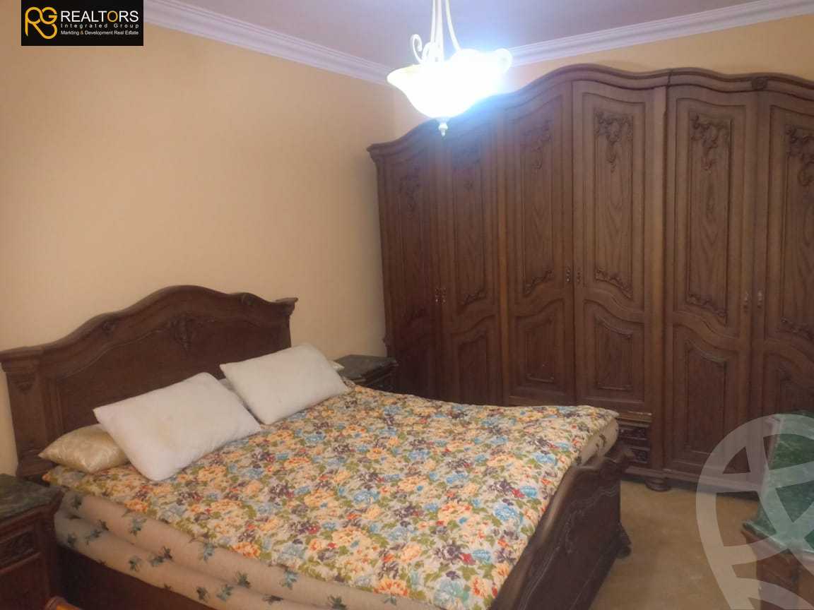 https://aqarmap.com.eg/ar/listing/2836516-for-sale-cairo-el-sheikh-zayed-city-compounds-in-sheikh-zayed-hadayek-el-mohandiseen