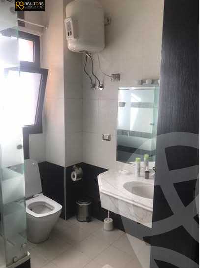 https://aqarmap.com.eg/ar/listing/3640208-for-sale-cairo-el-sheikh-zayed-city-compounds-in-sheikh-zayed-beverly-hills