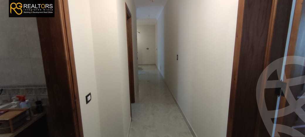 https://aqarmap.com.eg/ar/listing/3641983-for-sale-cairo-el-sheikh-zayed-city-compounds-in-sheikh-zayed-casa