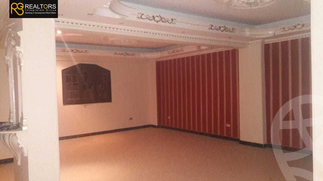 https://aqarmap.com.eg/ar/listing/3643924-for-sale-cairo-6th-of-october-el-ahyaa-neighborhood-4th-school-st