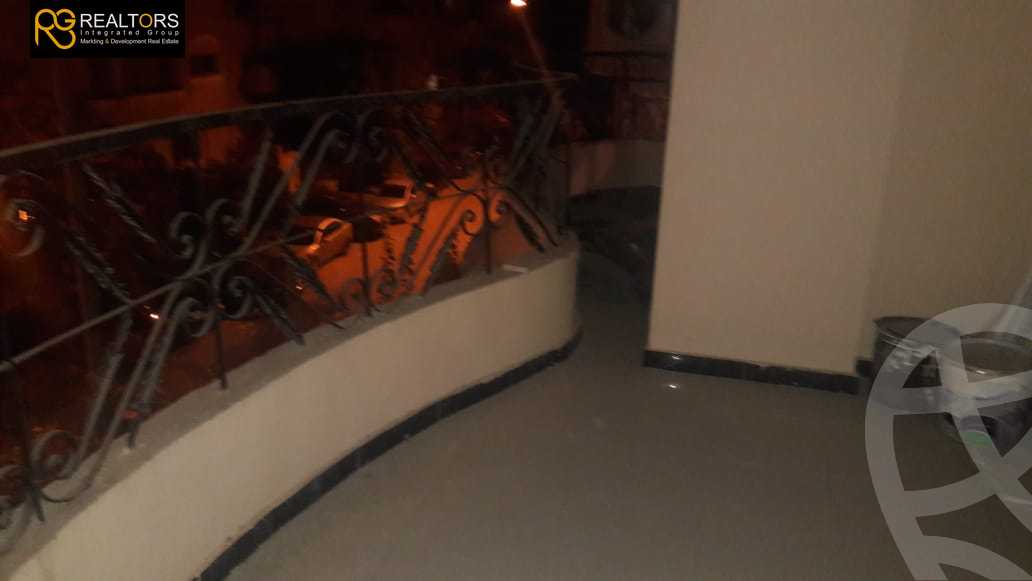 https://aqarmap.com.eg/ar/listing/3643924-for-sale-cairo-6th-of-october-el-ahyaa-neighborhood-4th-school-st