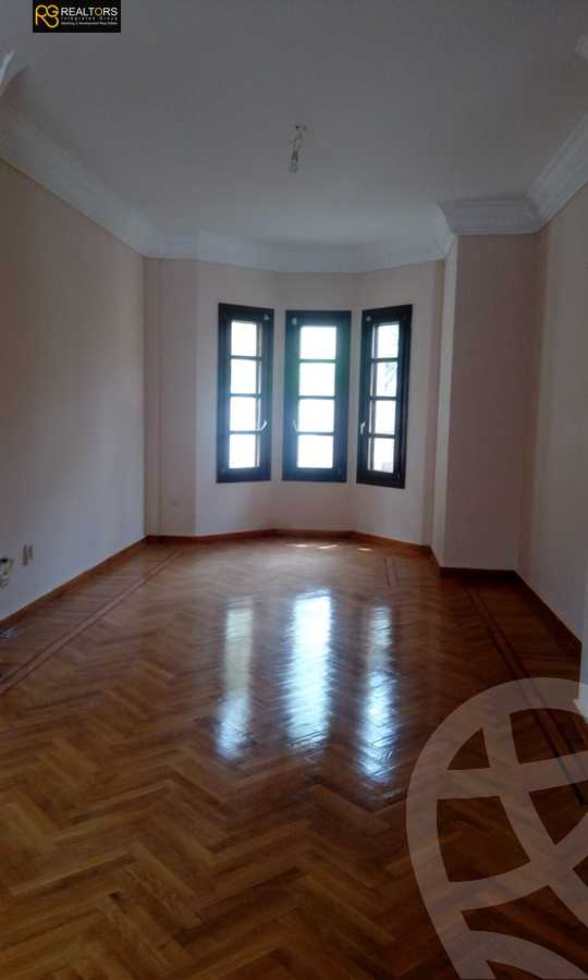 https://aqarmap.com.eg/ar/listing/3649717-for-sale-cairo-el-sheikh-zayed-city-compounds-in-sheikh-zayed-beverly-hills