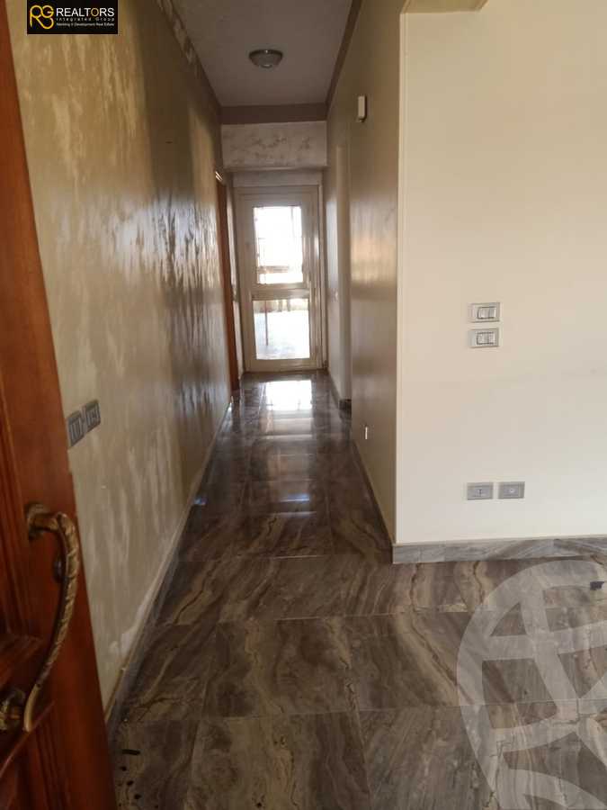 https://aqarmap.com.eg/ar/listing/3677603-for-sale-cairo-el-sheikh-zayed-city-compounds-in-sheikh-zayed-beverly-hills