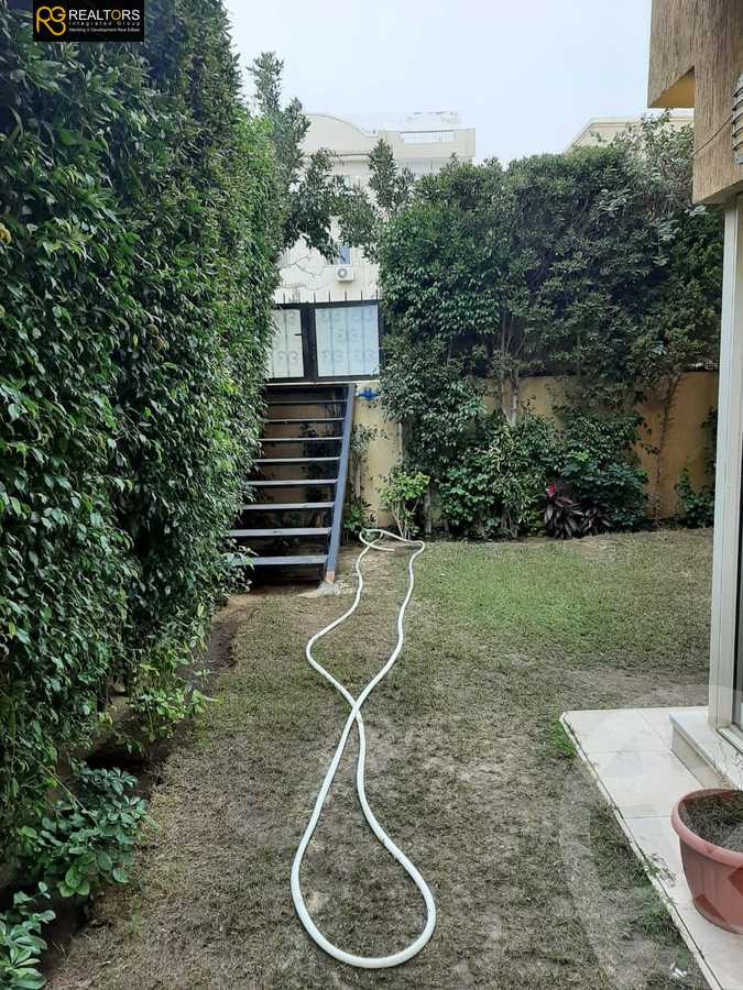 https://aqarmap.com.eg/ar/listing/3690567-for-sale-cairo-el-sheikh-zayed-city-compounds-in-sheikh-zayed-beverly-hills
