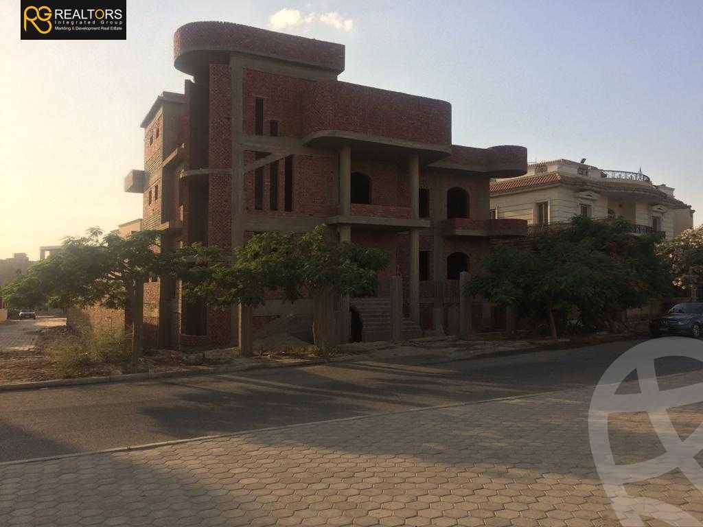 https://aqarmap.com.eg/ar/listing/3691813-for-sale-cairo-el-sheikh-zayed-city-compounds-in-sheikh-zayed-beverly-hills