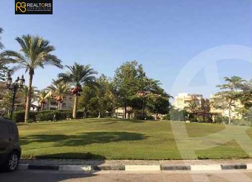 https://aqarmap.com.eg/ar/listing/3706875-for-sale-cairo-el-sheikh-zayed-city-compounds-in-sheikh-zayed-beverly-hills