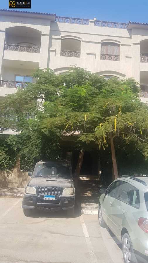 https://aqarmap.com.eg/ar/listing/3706875-for-sale-cairo-el-sheikh-zayed-city-compounds-in-sheikh-zayed-beverly-hills