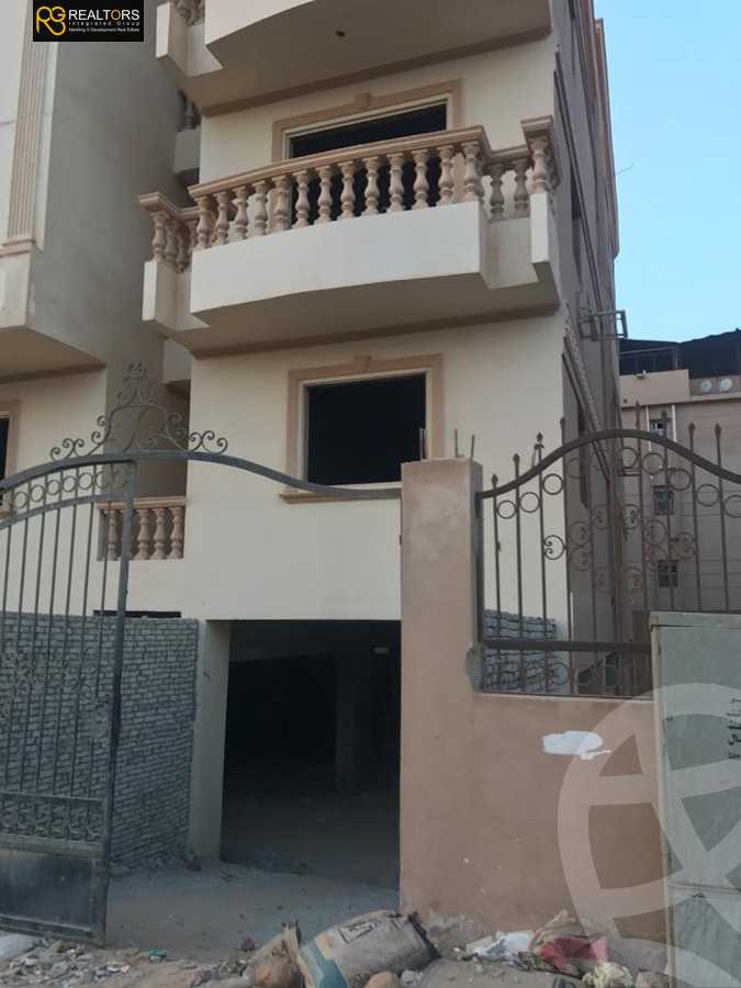 https://aqarmap.com.eg/ar/listing/3720211-for-sale-cairo-el-sheikh-zayed-city-el-hay-elsabeaa-lhy-lsb