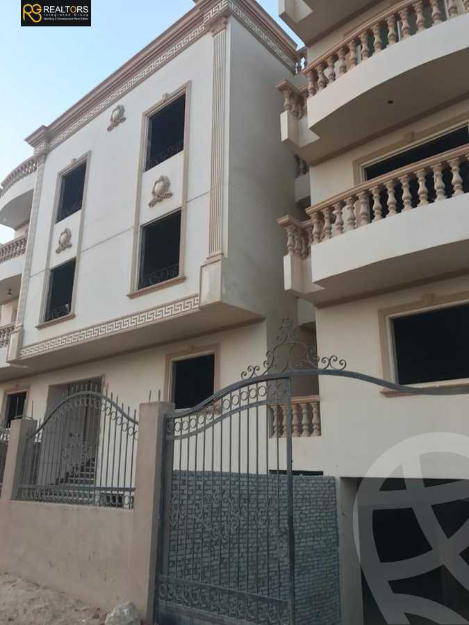 https://aqarmap.com.eg/ar/listing/3720211-for-sale-cairo-el-sheikh-zayed-city-el-hay-elsabeaa-lhy-lsb