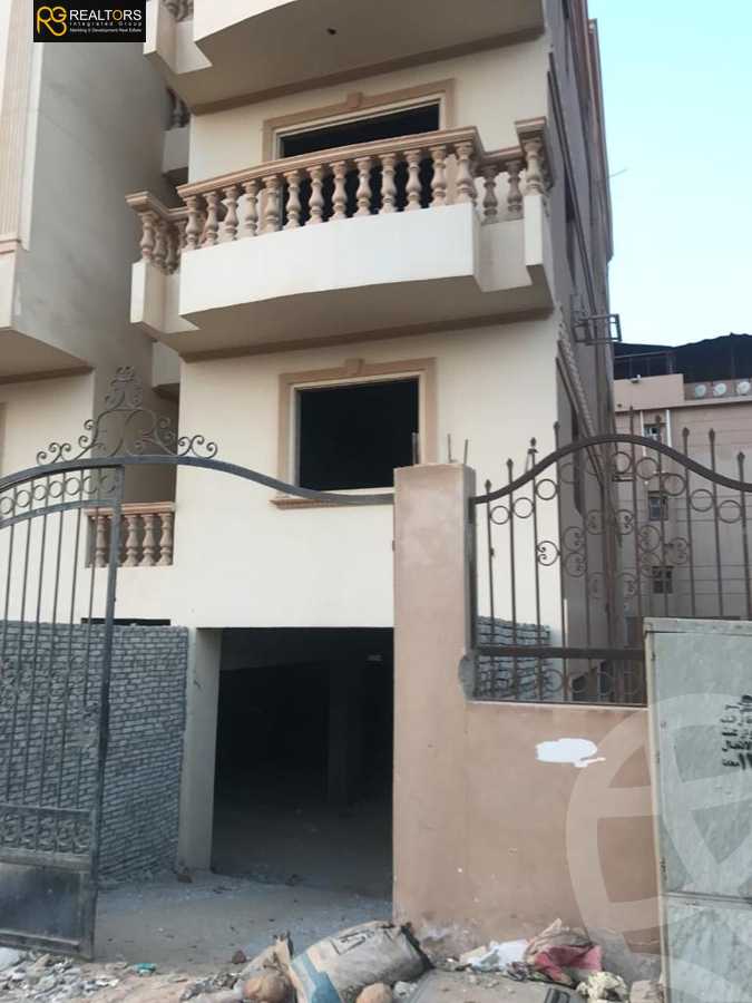 https://aqarmap.com.eg/ar/listing/3720211-for-sale-cairo-el-sheikh-zayed-city-el-hay-elsabeaa-lhy-lsb