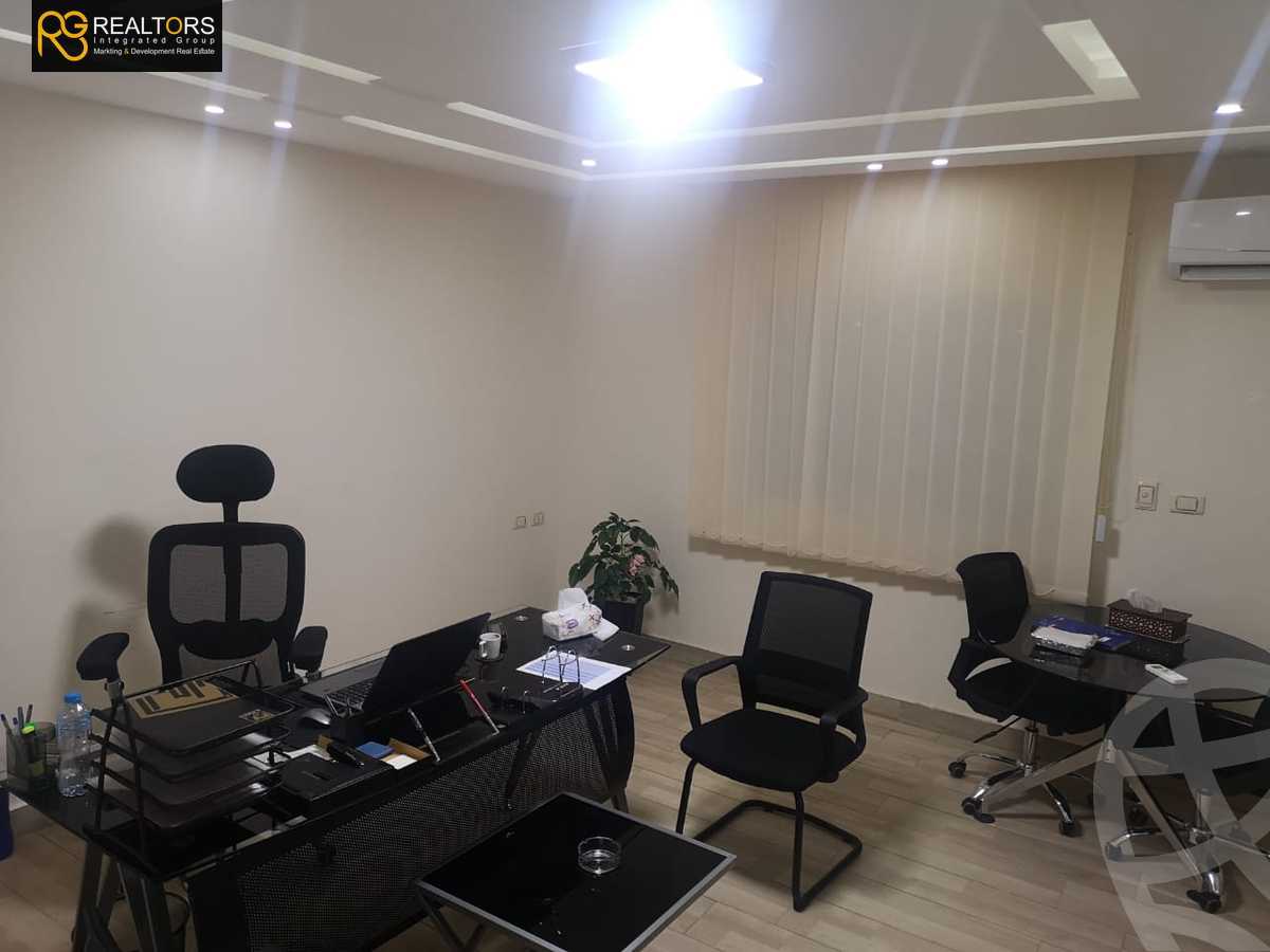 https://aqarmap.com.eg/ar/listing/3724277-for-sale-cairo-el-sheikh-zayed-city-shr-lbstn