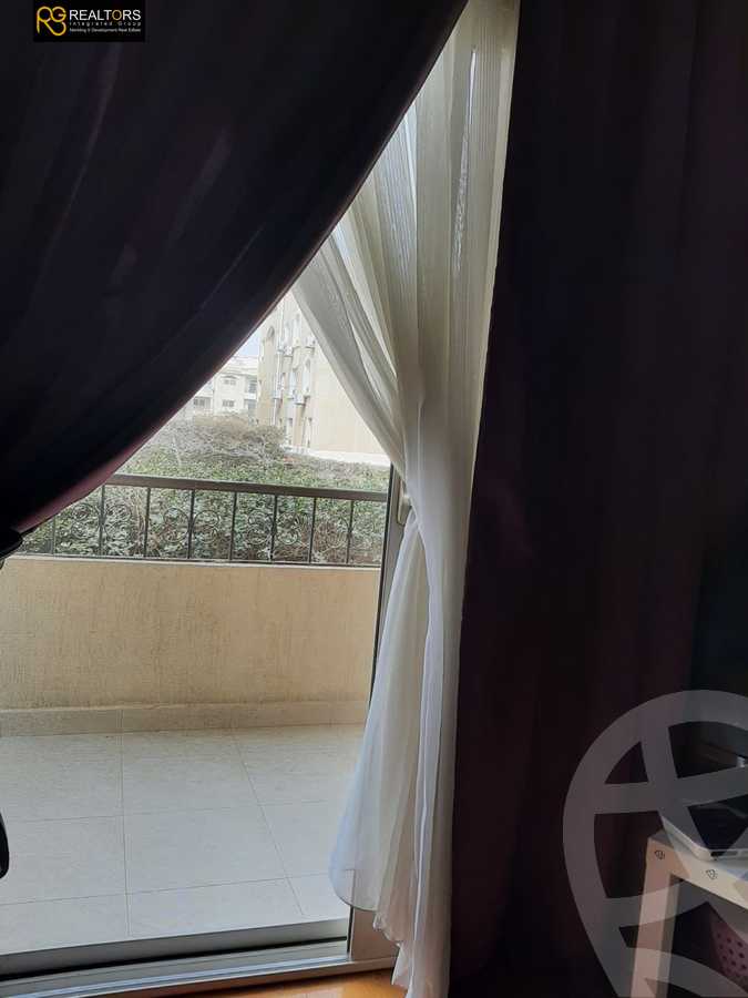 https://aqarmap.com.eg/ar/listing/3724284-for-sale-cairo-el-sheikh-zayed-city-compounds-in-sheikh-zayed-beverly-hills