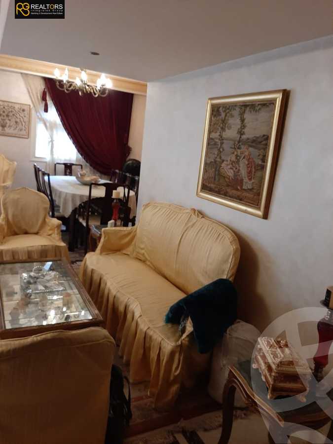 https://aqarmap.com.eg/ar/listing/3724284-for-sale-cairo-el-sheikh-zayed-city-compounds-in-sheikh-zayed-beverly-hills
