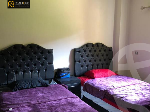 https://aqarmap.com.eg/ar/listing/3719060-for-sale-cairo-el-sheikh-zayed-city-compounds-in-sheikh-zayed-el-khamayel