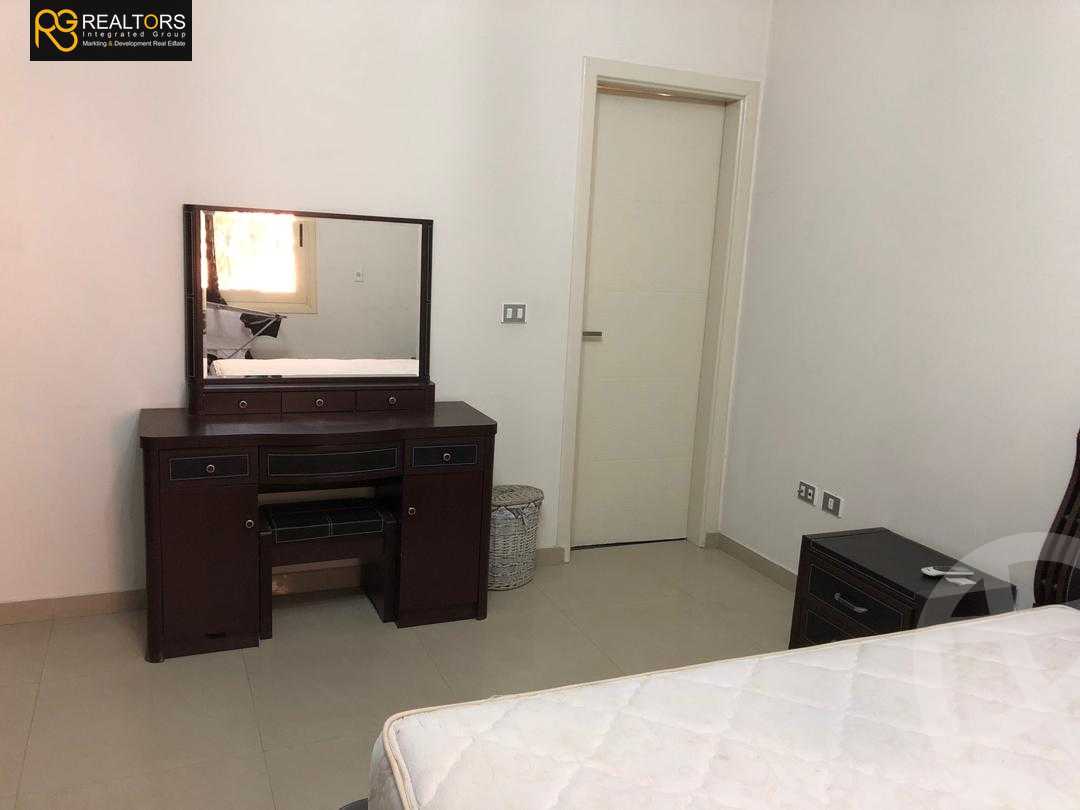 https://aqarmap.com.eg/ar/listing/3732402-for-sale-cairo-el-sheikh-zayed-city-compounds-in-sheikh-zayed-el-khamayel
