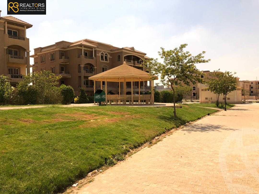 https://aqarmap.com.eg/ar/listing/3732402-for-sale-cairo-el-sheikh-zayed-city-compounds-in-sheikh-zayed-el-khamayel