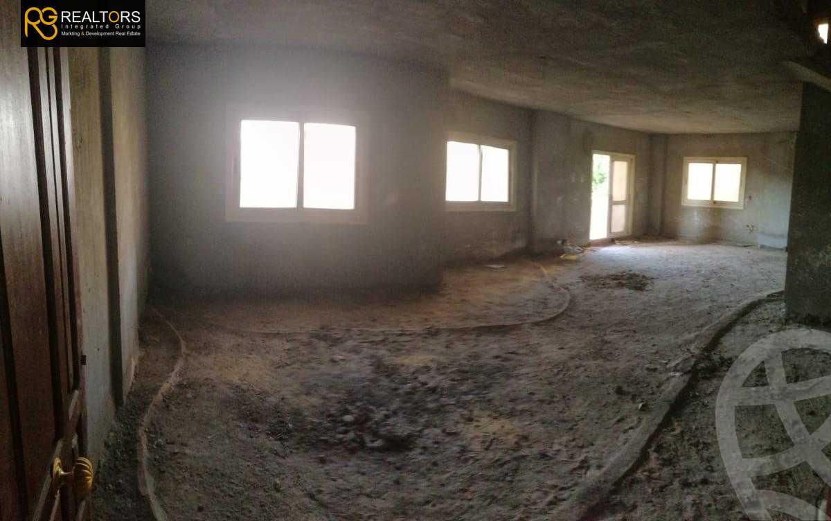 https://aqarmap.com.eg/ar/listing/3747003-for-sale-cairo-el-sheikh-zayed-city-compounds-in-sheikh-zayed-el-khamayel