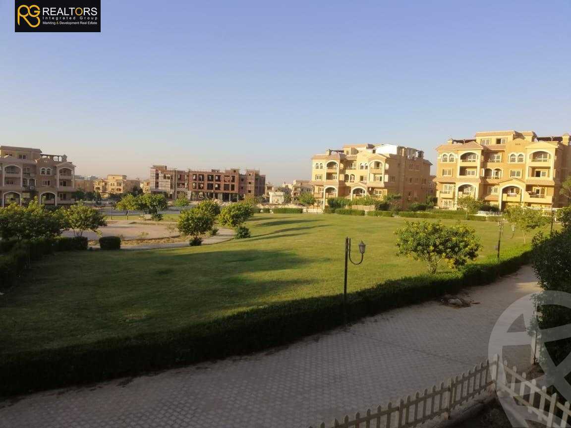 https://aqarmap.com.eg/ar/listing/3747003-for-sale-cairo-el-sheikh-zayed-city-compounds-in-sheikh-zayed-el-khamayel