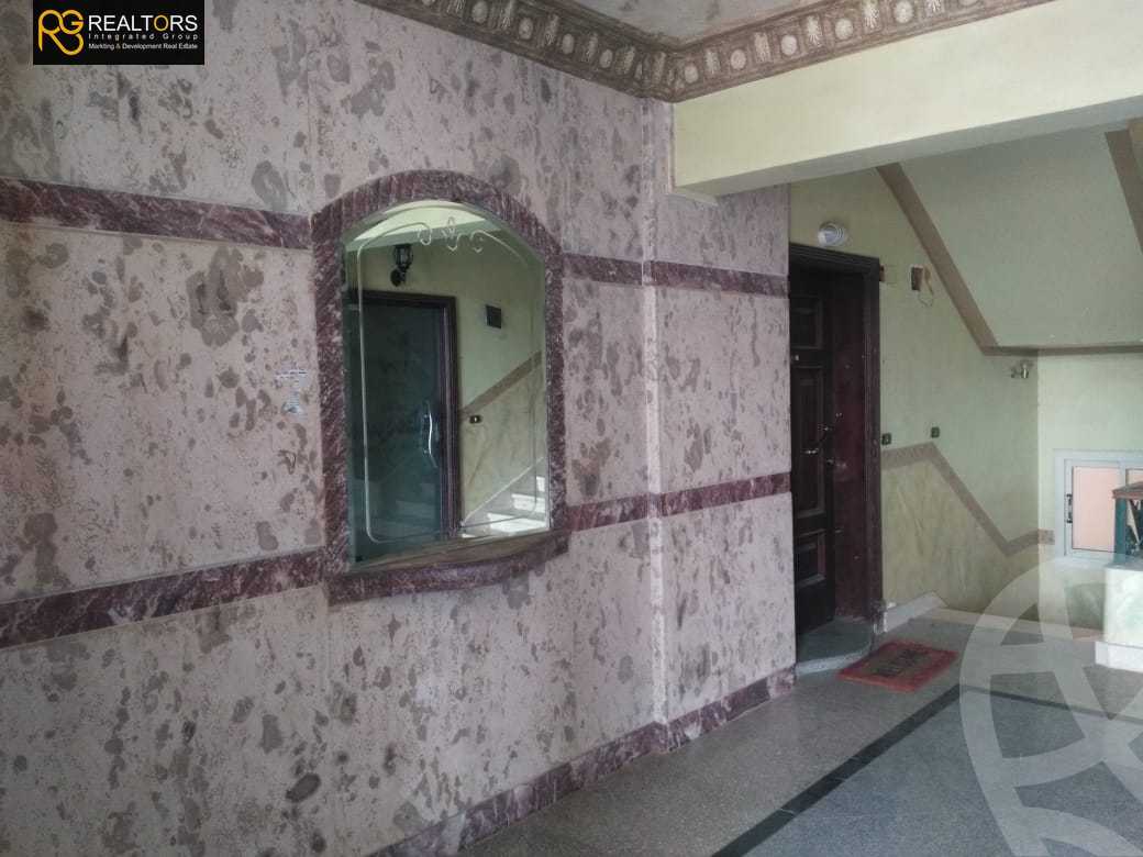 https://aqarmap.com.eg/ar/listing/3751749-for-sale-cairo-el-sheikh-zayed-city-el-hay-elthaleth-shr-27