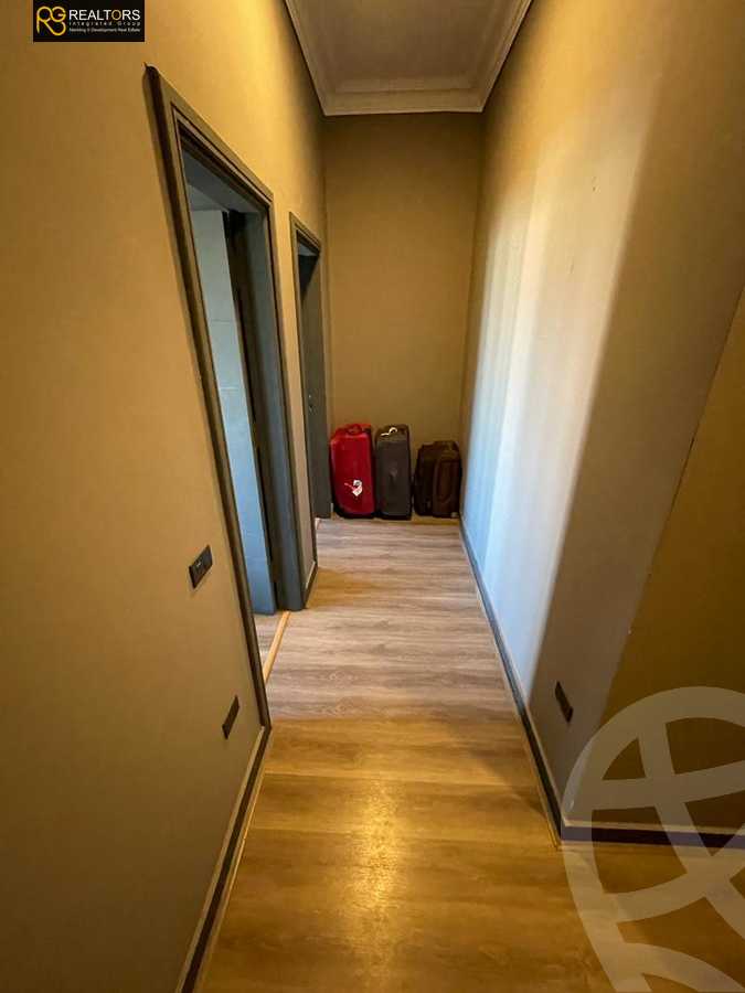 https://aqarmap.com.eg/ar/listing/3762692-for-sale-cairo-el-sheikh-zayed-city-compounds-in-sheikh-zayed-beverly-hills